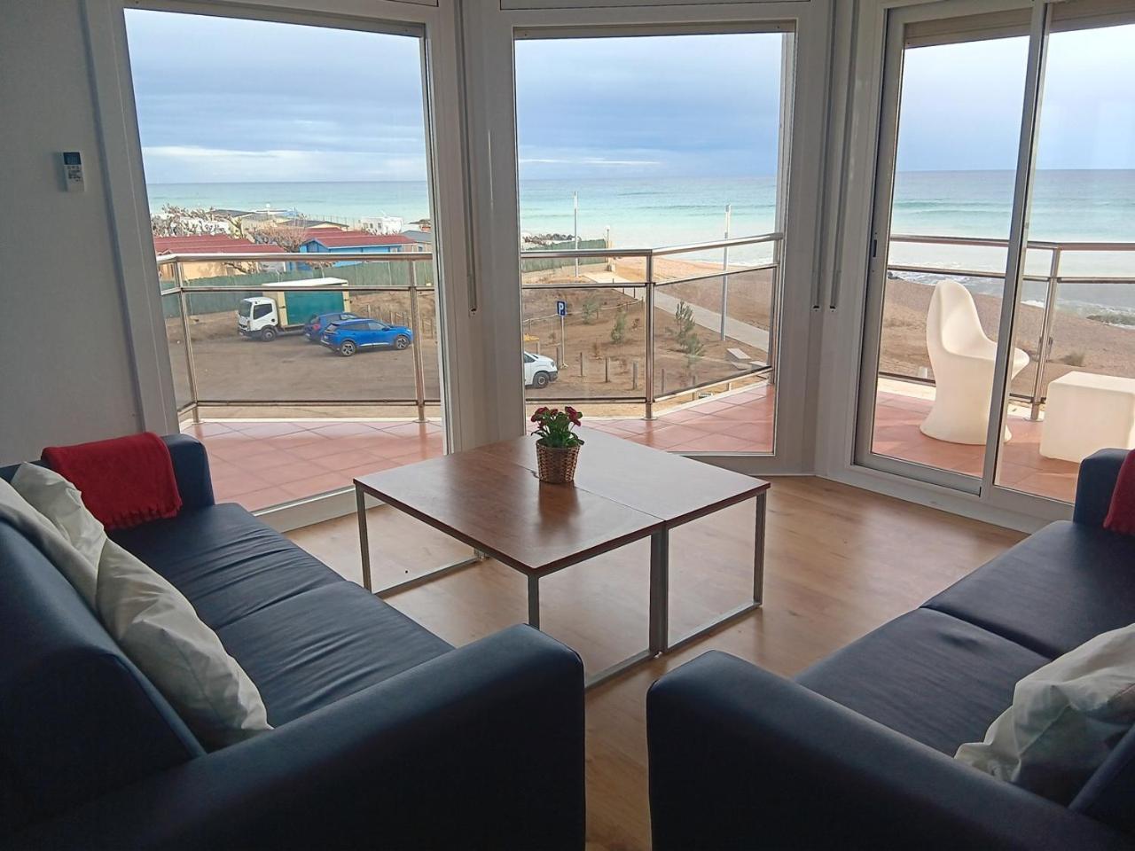 Apartamentos Bon Repos Santa Susanna Extérieur photo